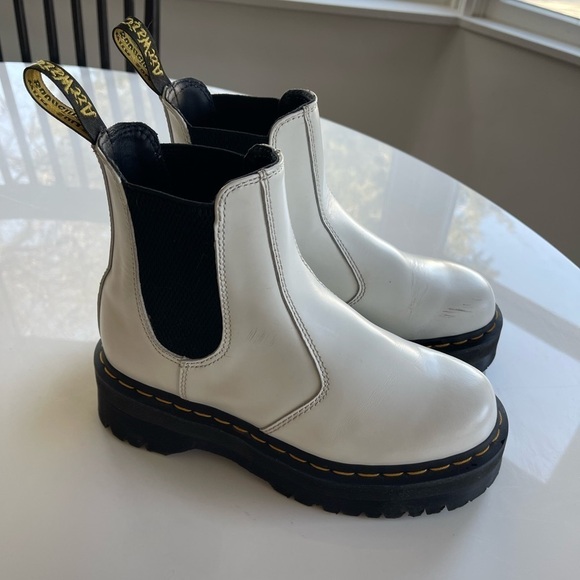 Dr Martens 2976 Platform Leather Chelsea Boot White - 7 - Picture 8 of 13